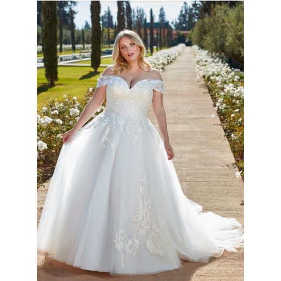 ✨ NEW Eddy K Curvy Wedding Dress – Size 16W #UR134 ✨ - Picture 7 of 9